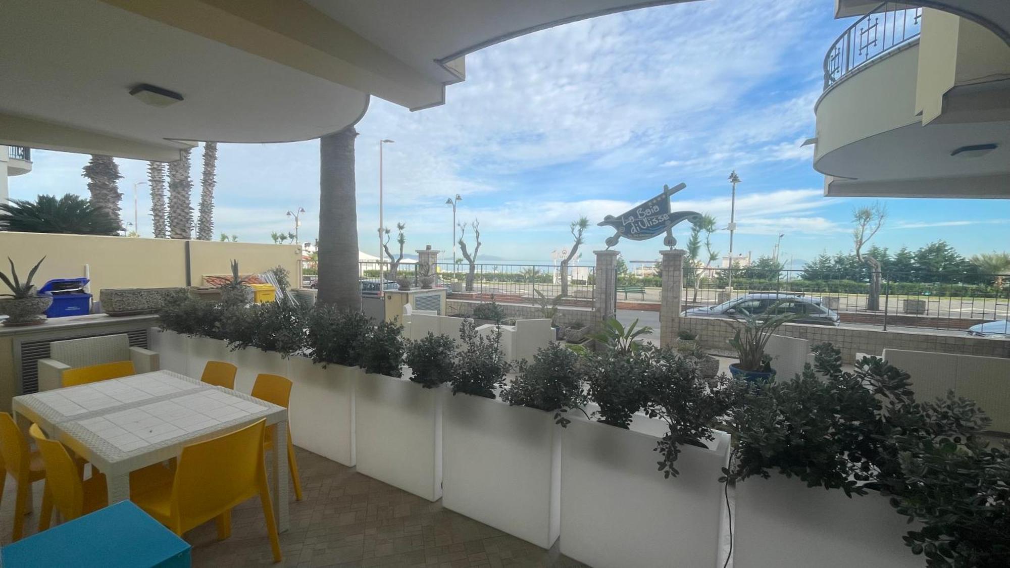La Baia Di Ulisse Villa Венетико Екстериор снимка